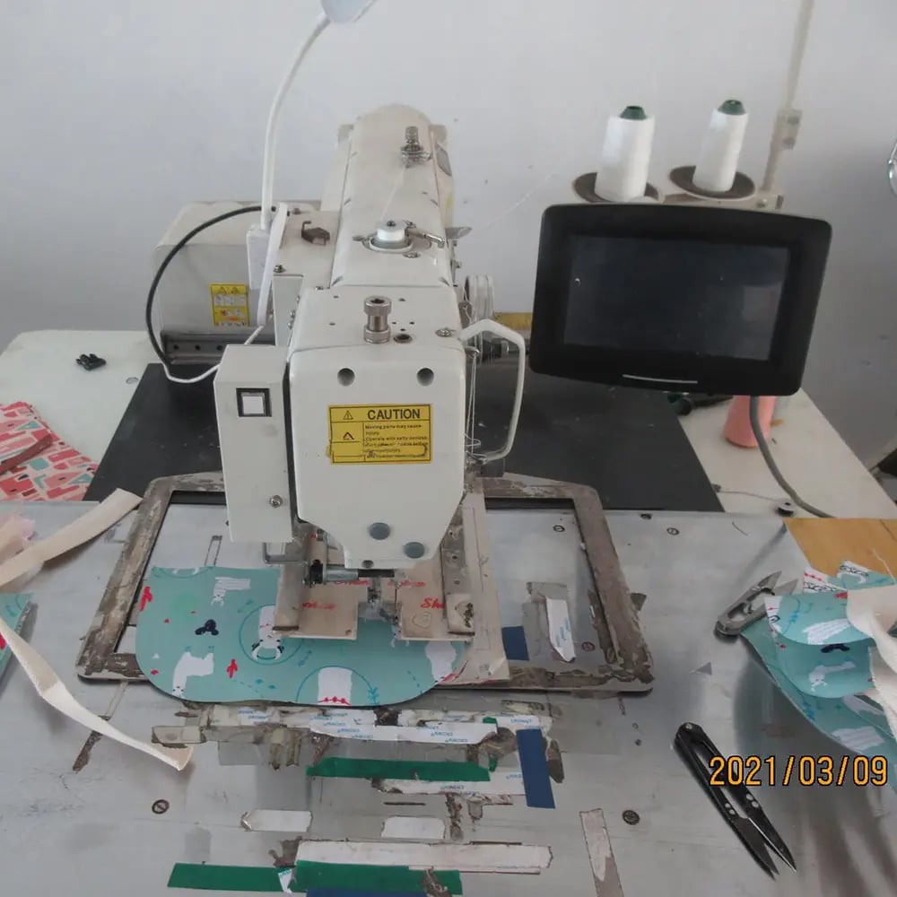 sewing machine to add the logo