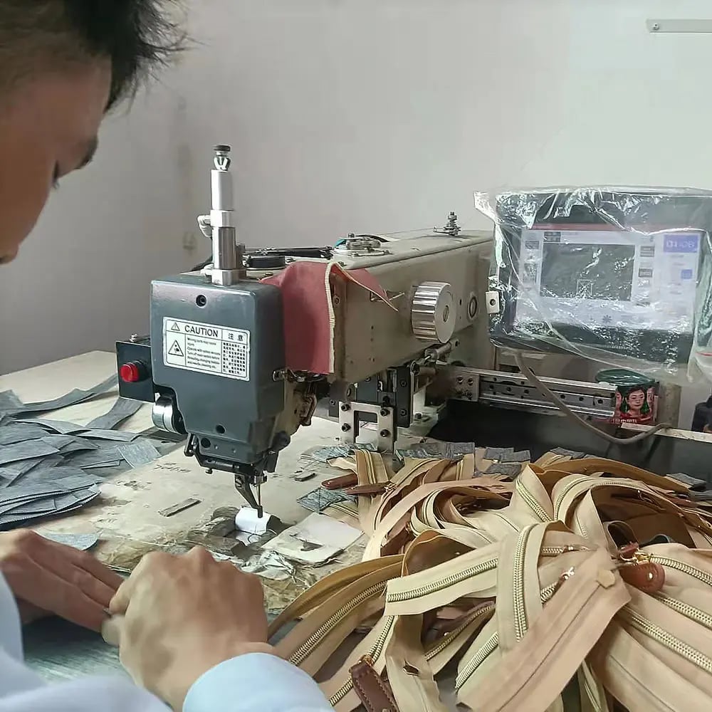 sewing machine for zipper